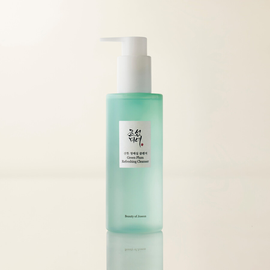 green plum refreshing cleanser